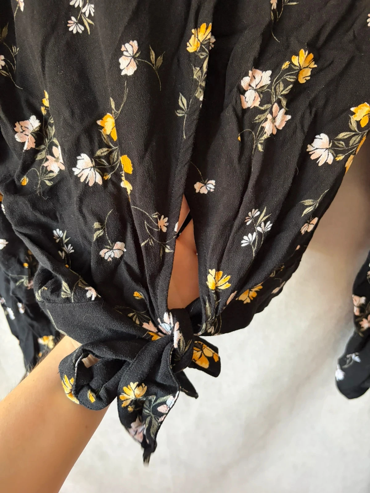 Haut fleurie hollister taille s – photo 4